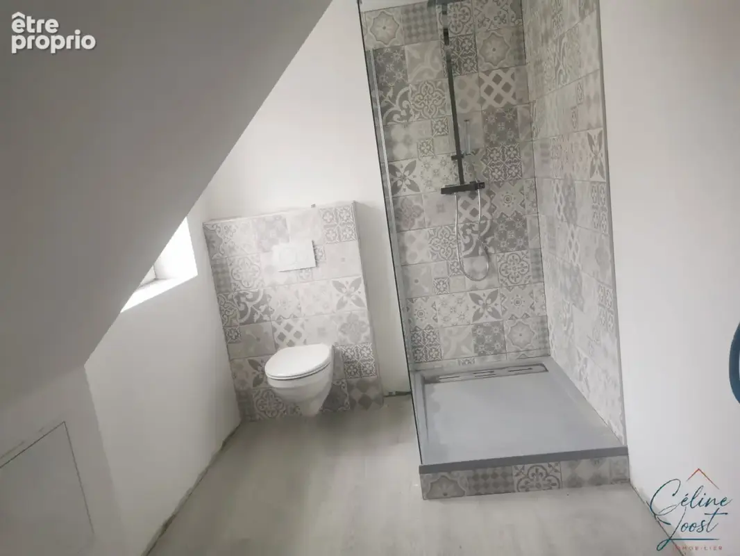 EXCLUSIF - Appartement 2P en duplex de 40 m2 hab. avec stationnement - photo 4