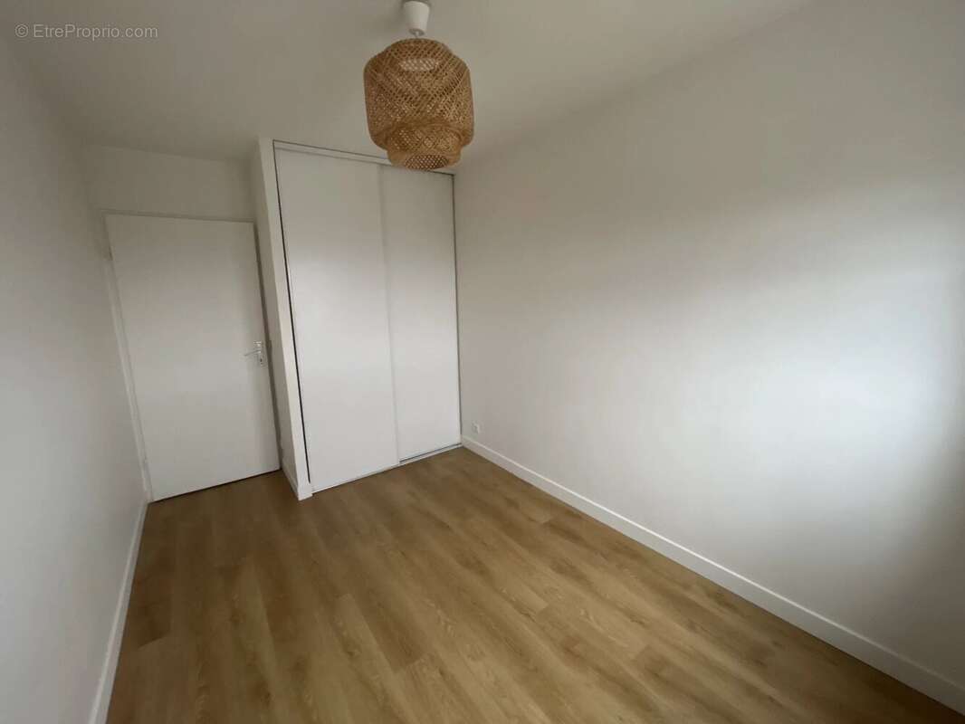 Appartement à MONTIGNY-LE-BRETONNEUX