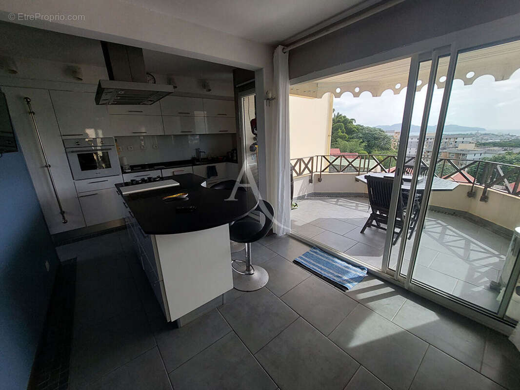 Appartement à FORT-DE-FRANCE