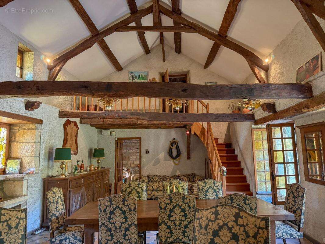 Maison à SAINT-ANTONIN-NOBLE-VAL