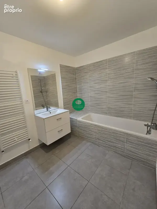 Appartement T3 avec garage et place de parking - photo 7