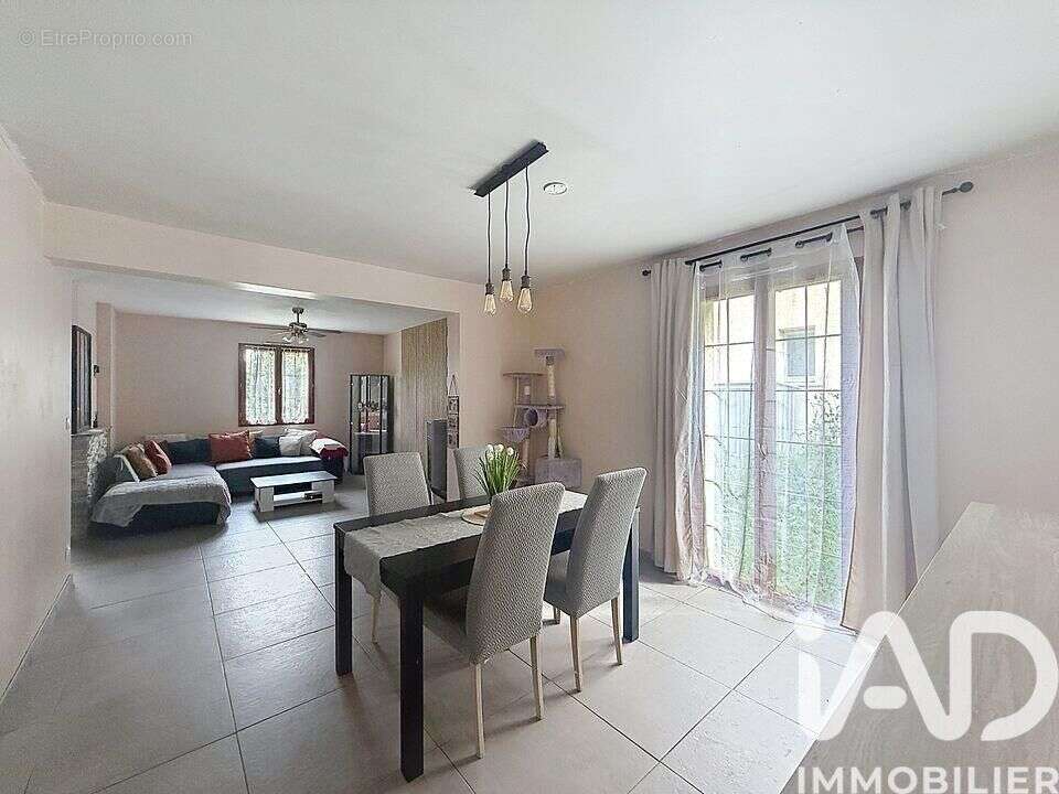 Photo 5 - Maison à CHAMPIGNY