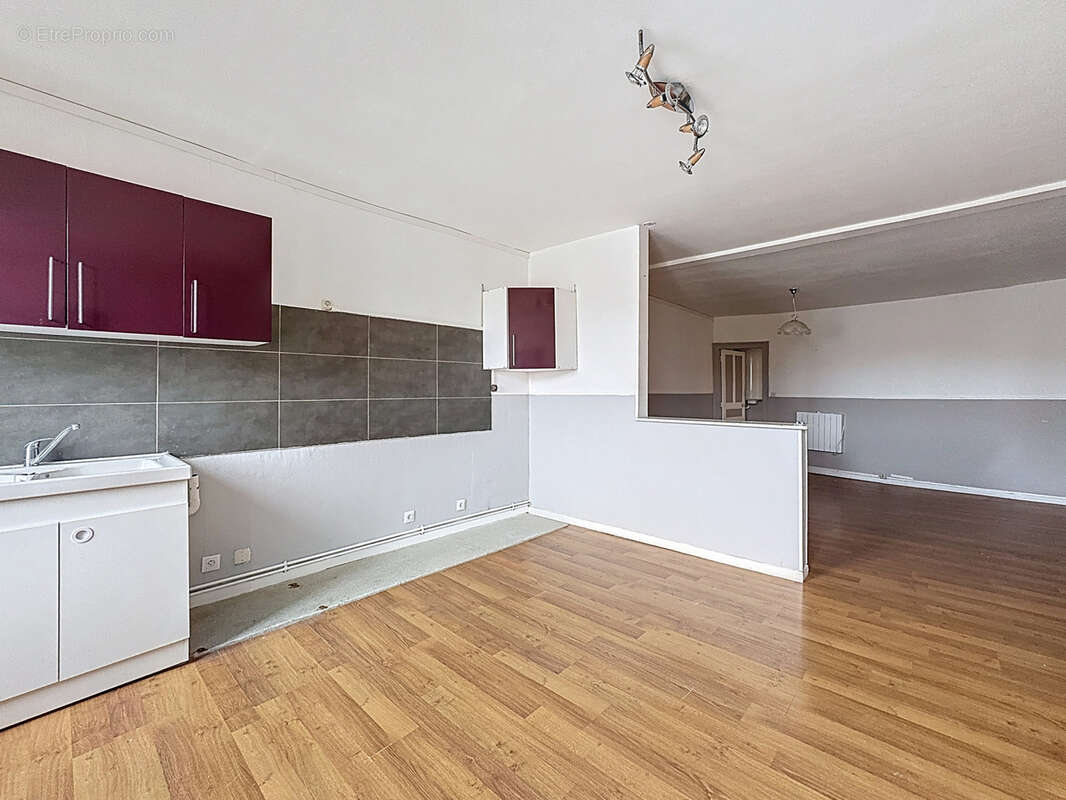 Appartement à CHARLEVILLE-MEZIERES