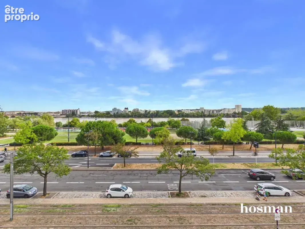 Magnifique appartement T2 de 56 m² avec vue dégagée sur les quais – Quai Sainte-Croix, Bordeaux - photo 14