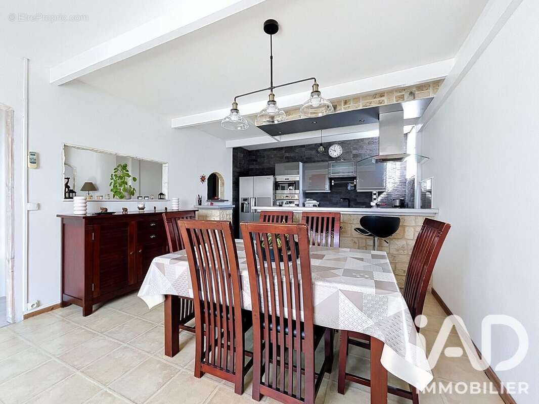 Maison 81 m² à Paron  - photo 3