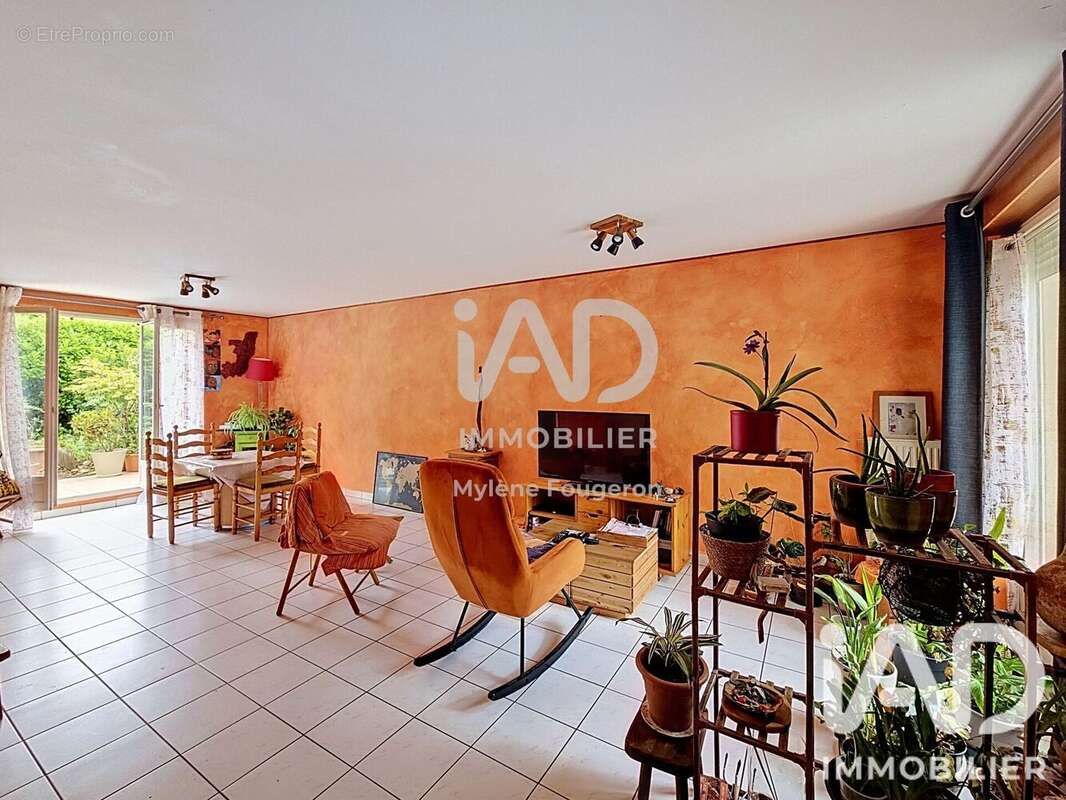 Photo 2 - Maison à COMBS-LA-VILLE
