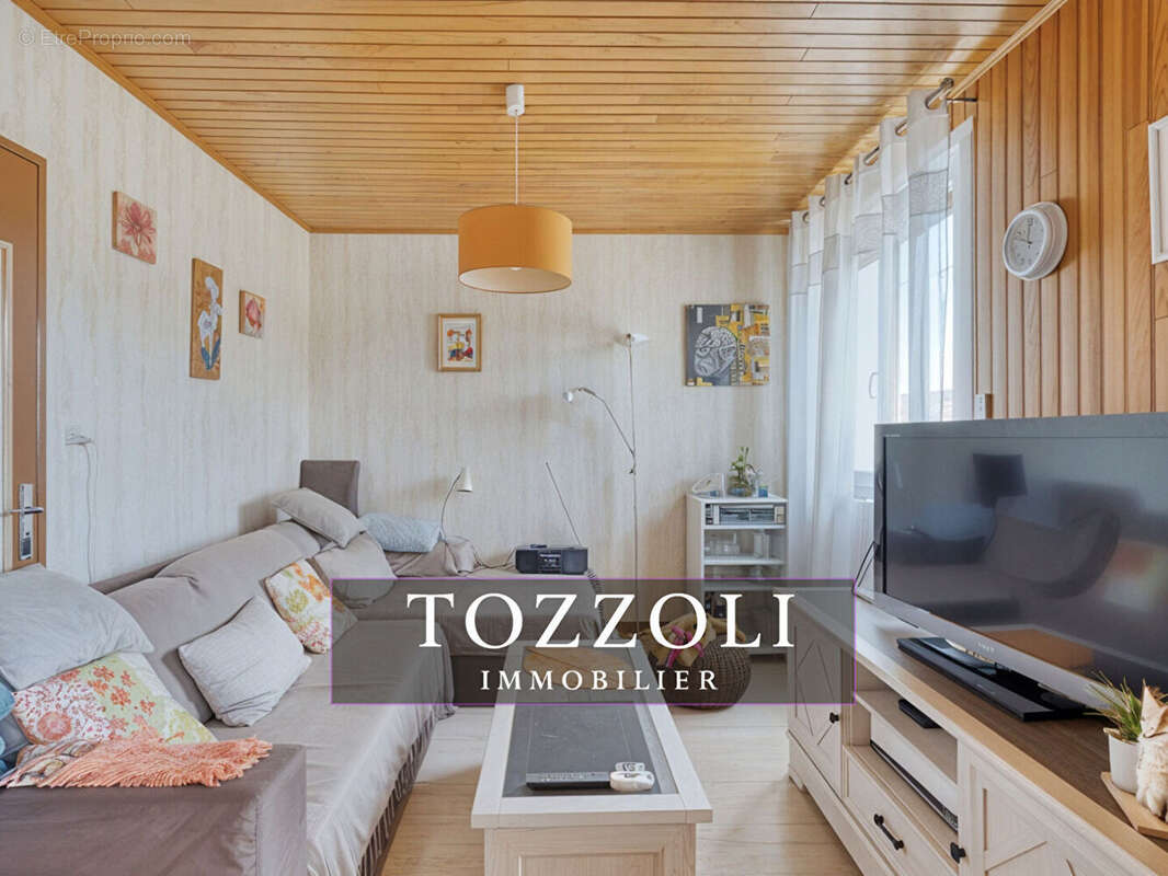 Maison à SAINT-QUENTIN-FALLAVIER