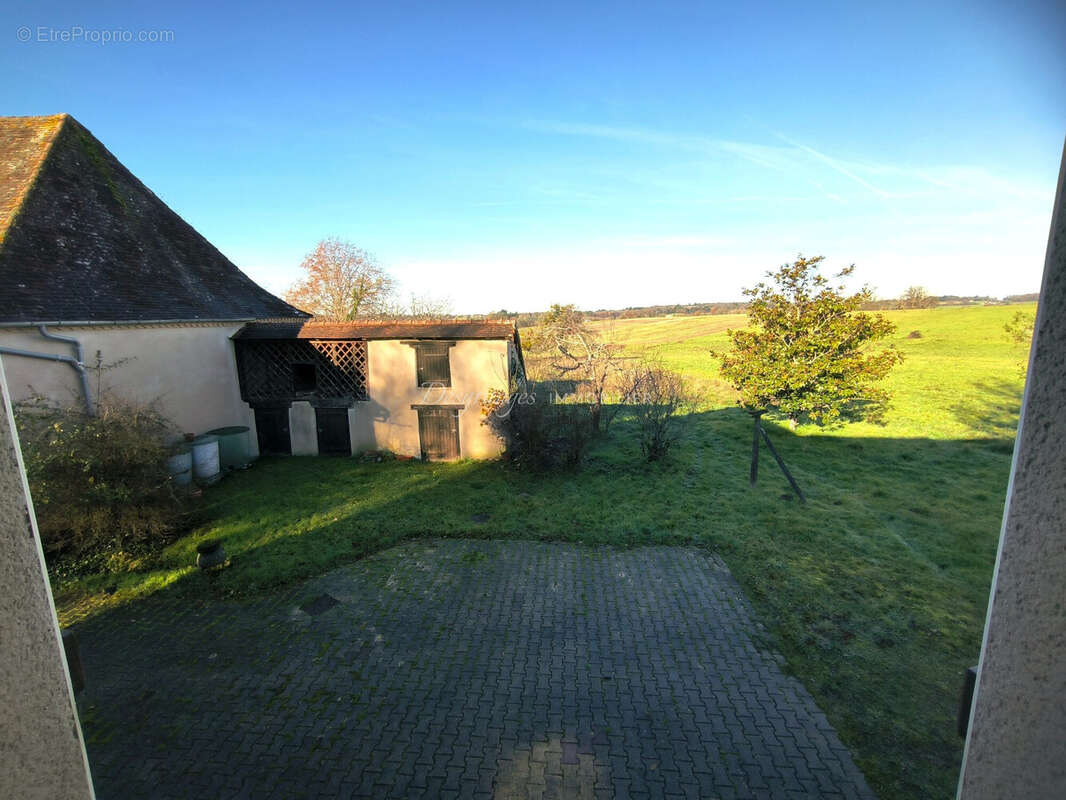 Maison à SAVIGNAC-LEDRIER