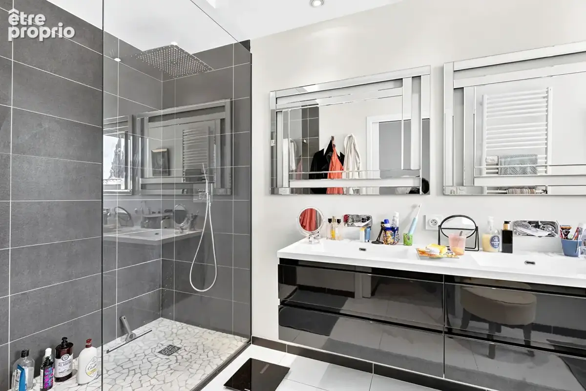 Élégance contemporaine au coeur d'un écrin de verdure maison périgueux 7 pièce(s) 250 m2 - photo 8