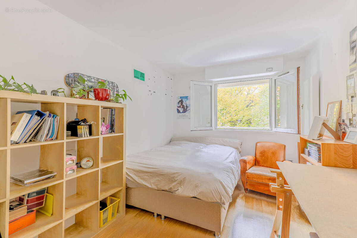 Appartement à PARIS-20E