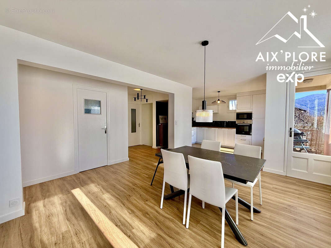 Maison 120 m² à Saint-Alban-Leysse  - photo 2