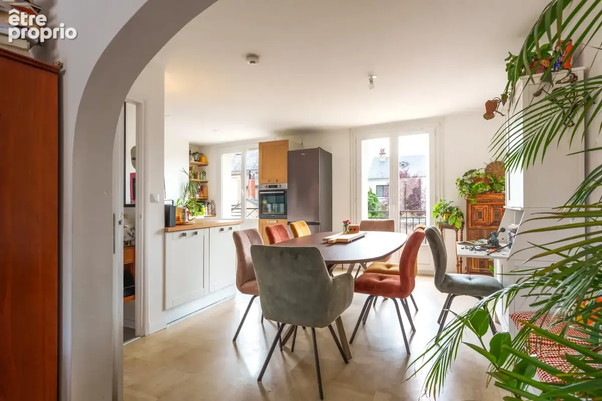 Investissement ensemble immobilier tours centre 5 logements 2 locaux commerciaux en exclusivite - photo 8