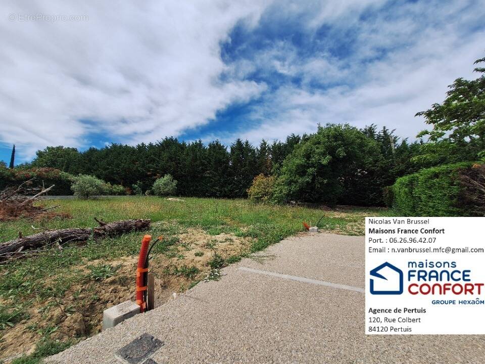 Terrain à PIERREVERT