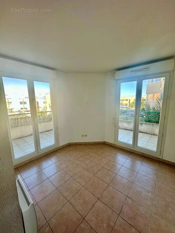 Appartement à VILLENEUVE-LOUBET