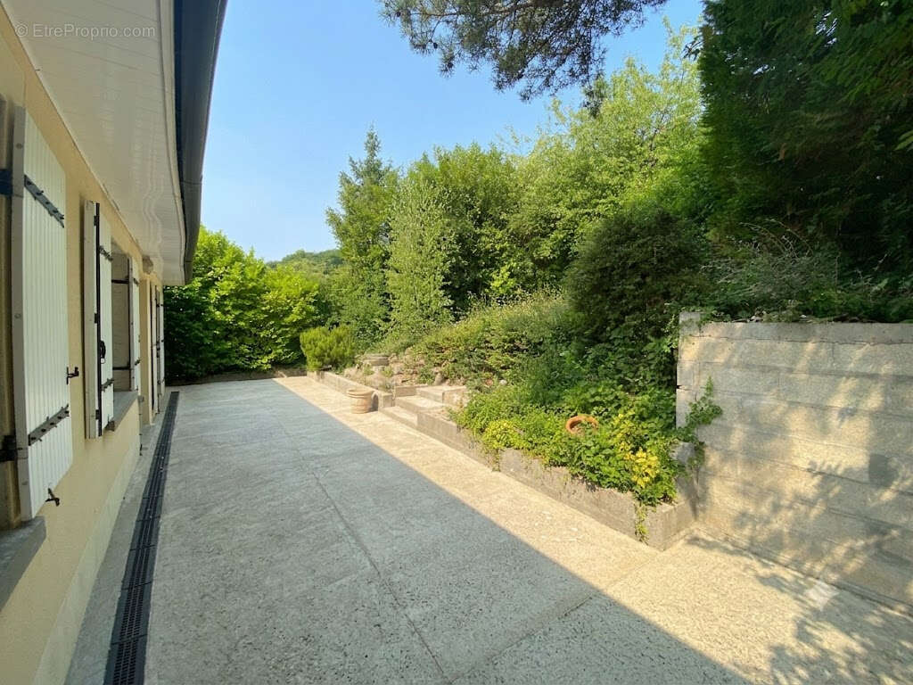 Appartement proche CHAMBLY - photo 10