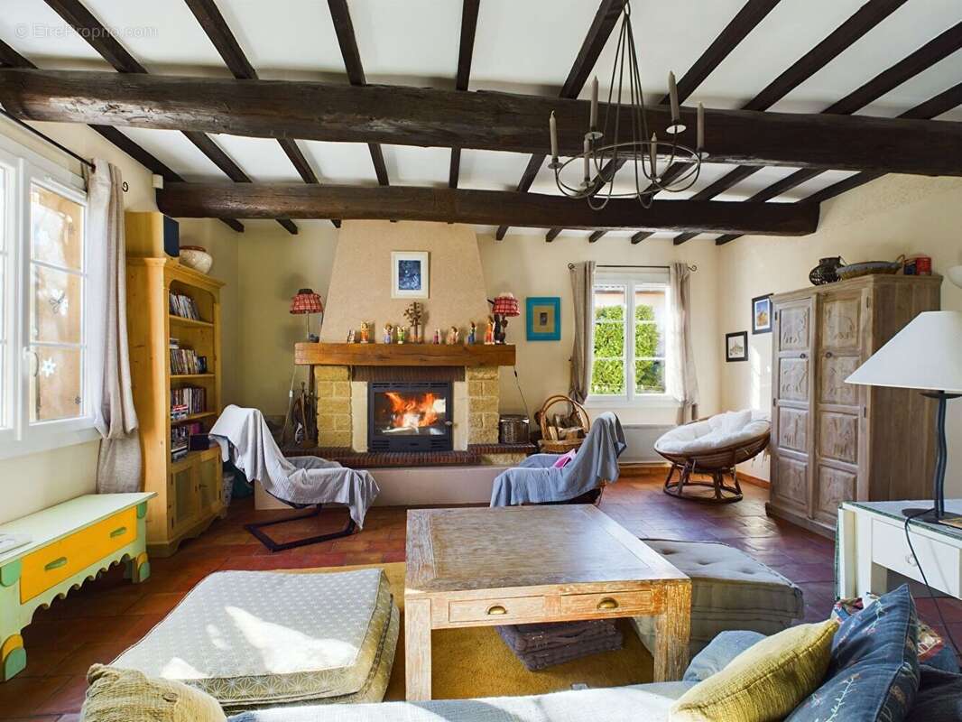 Maison à LES ANGLES