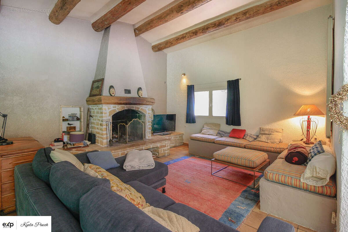 Maison à ROGNES