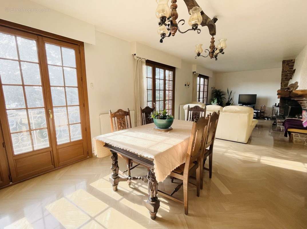 Christine &amp; Marc Stanord Palmer Immobilier - Maison à LA NORVILLE