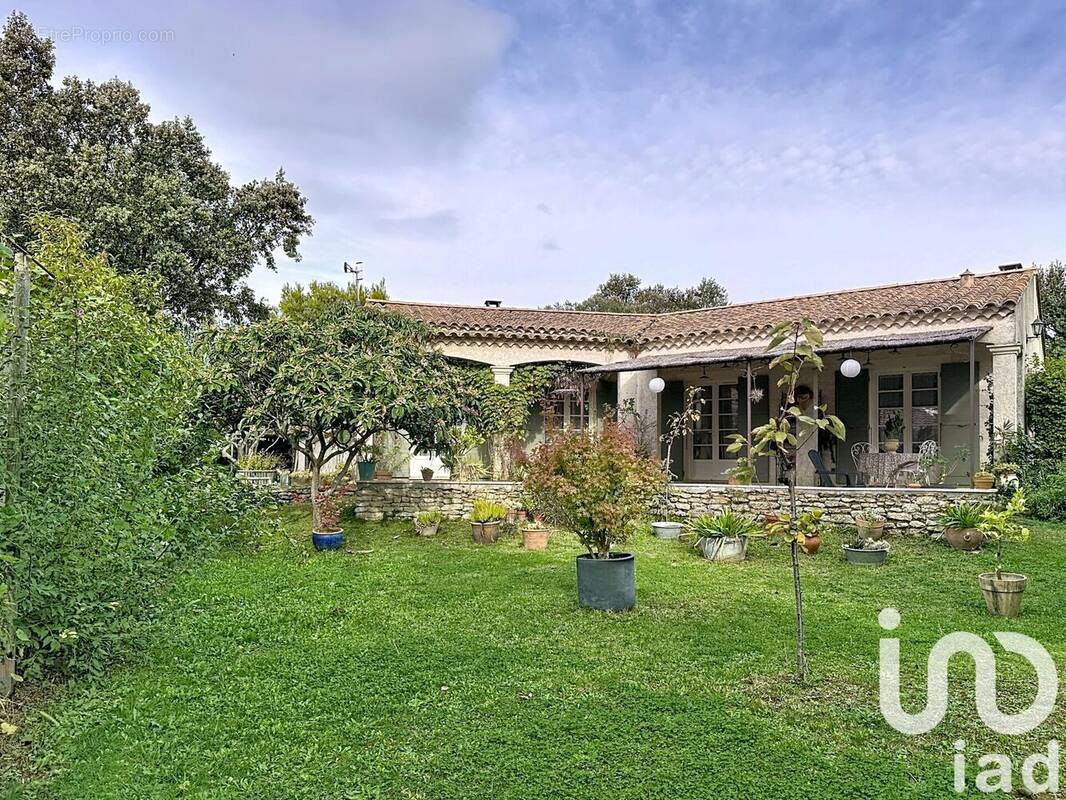 Photo 1 - Maison à VERS-PONT-DU-GARD