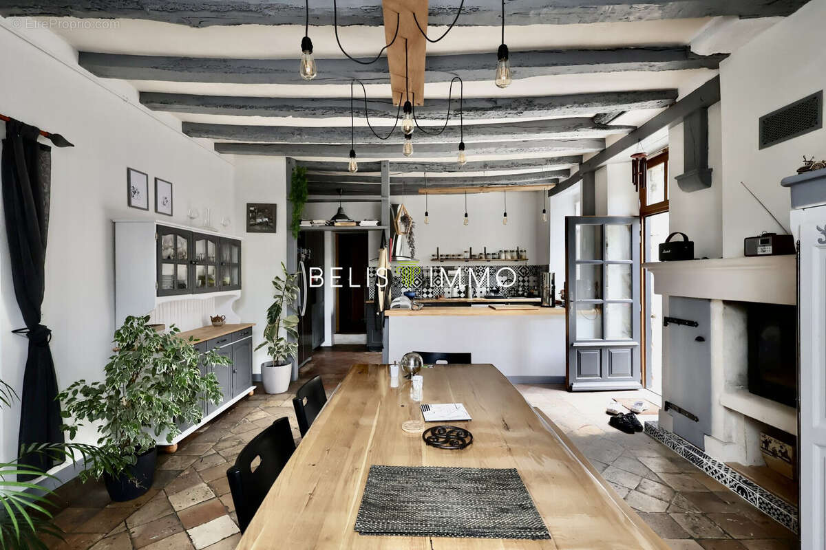 Maison à ARTANNES-SUR-INDRE