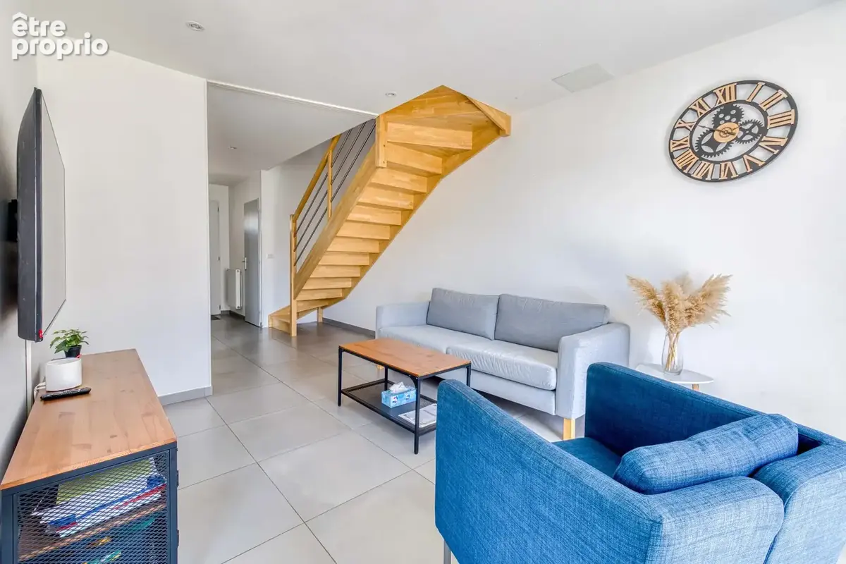 Maison 90 m² à Saint-Denis-Les-Bourg  - photo 8