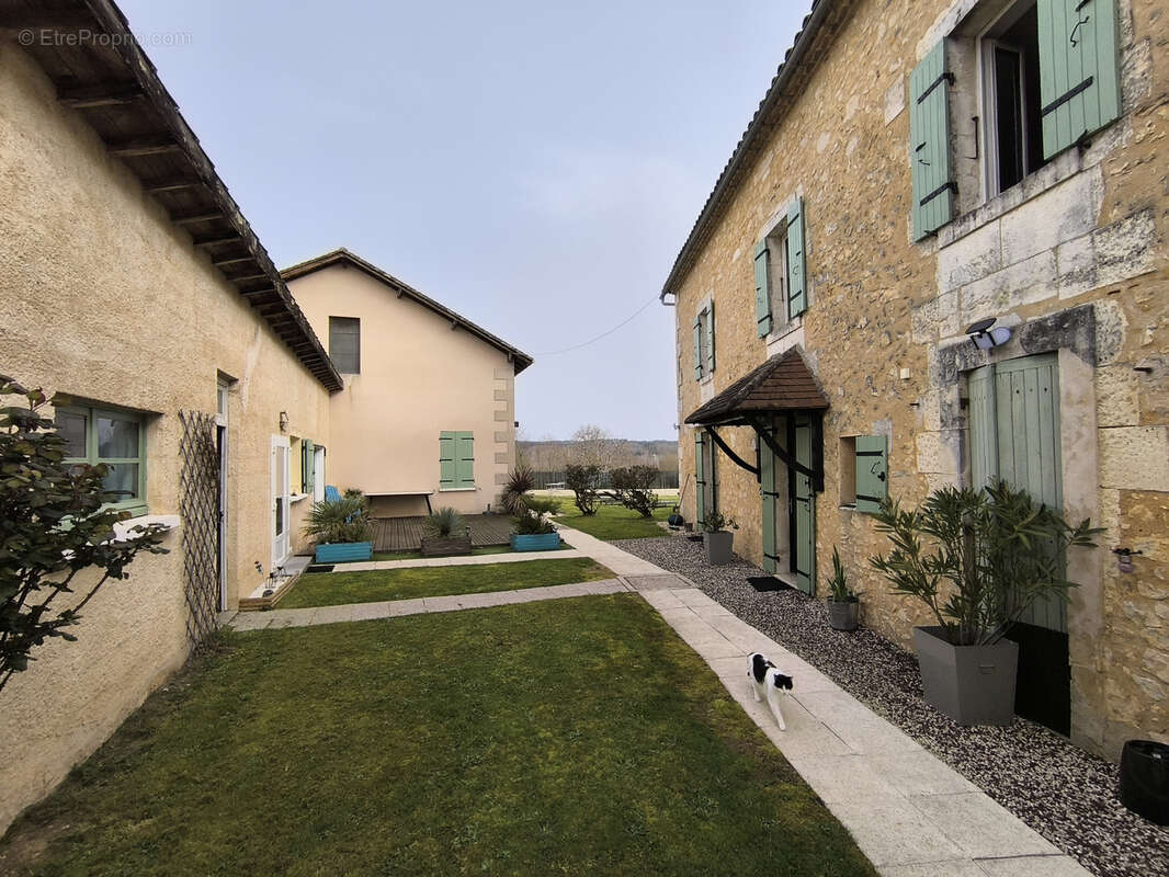 Maison à SAINT-MEDARD-DE-MUSSIDAN