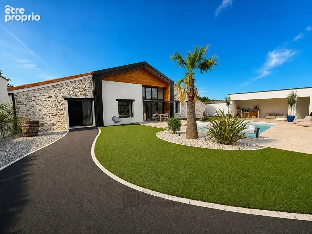 Aux portes de Cholet ? Grange rénovée d'exception avec piscine chauffée - photo 3