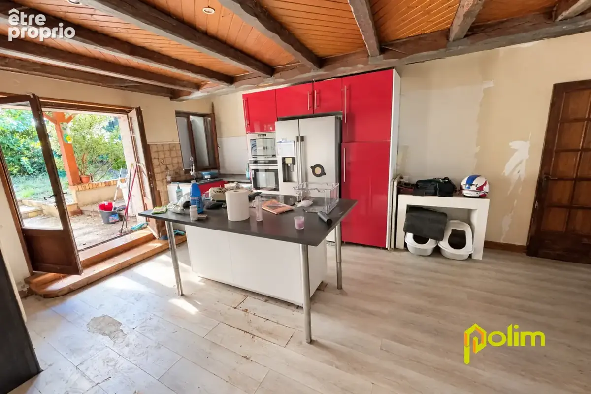 Maison de village à rénover   168 m2   Garage, terrasse et jardin - photo 4