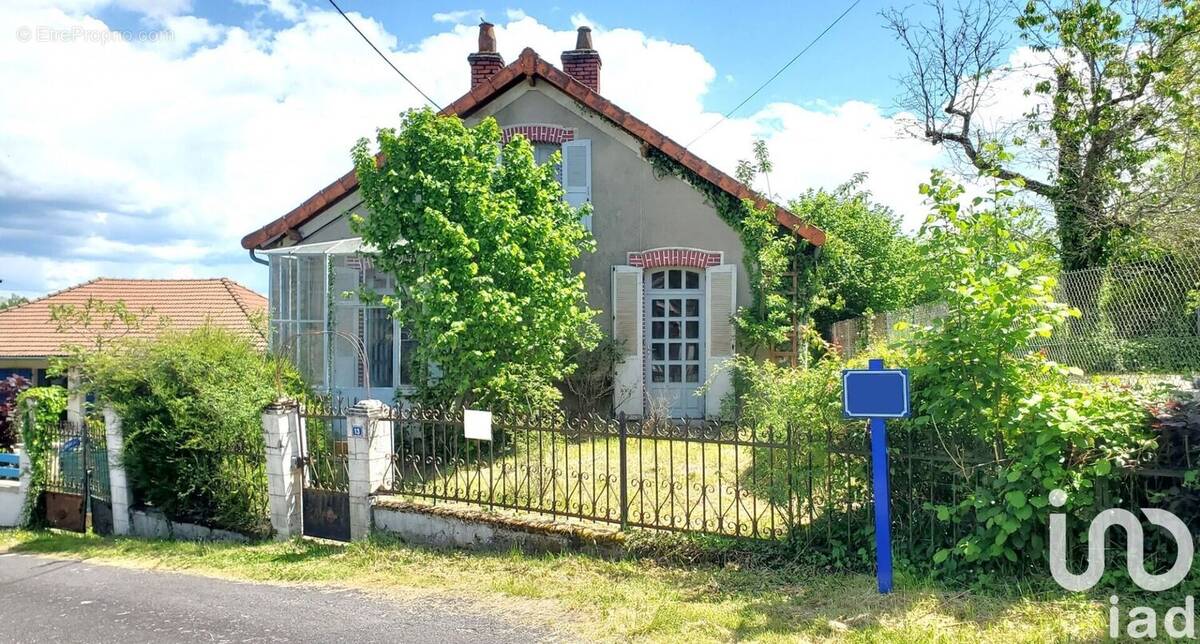 Photo 1 - Maison à CHAMPAGNAC