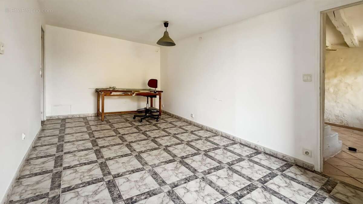 Maison à SAINT-SULPICE-LAURIERE