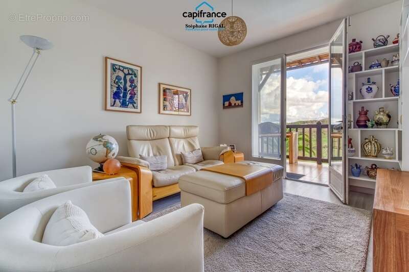 Maison à MONTESQUIEU