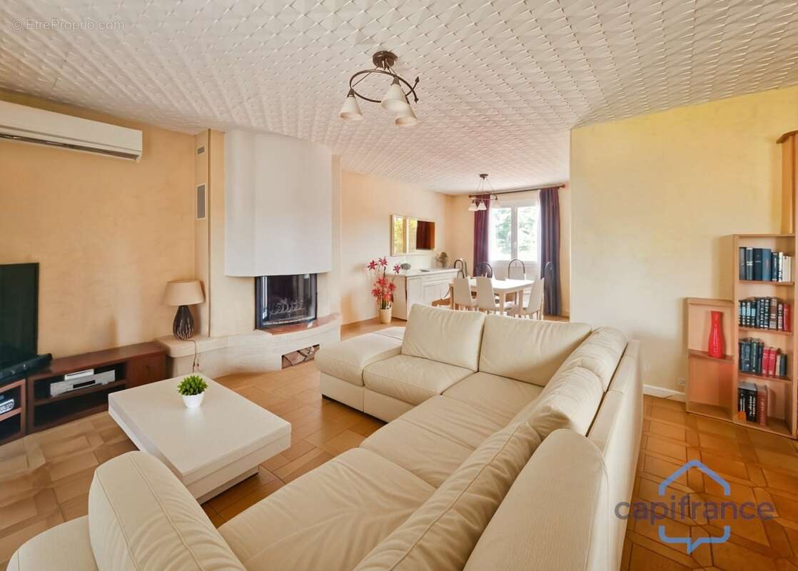 MAISON de 222m² ou double habitation - PISCINE - Terrain arboré de 830m² sans vis-à-vis - CASTRIES (34) - photo 14