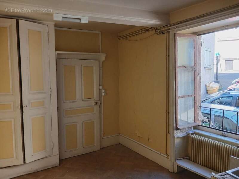 Appartement à THIERS