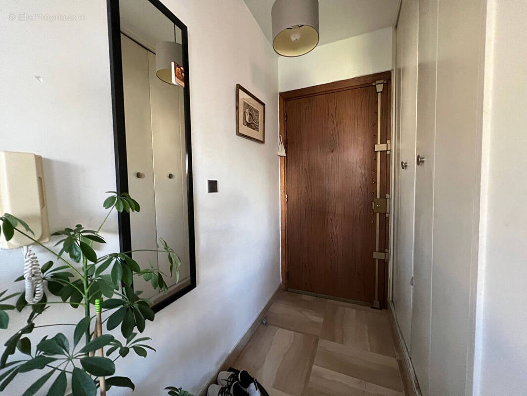 Appartement à HYERES