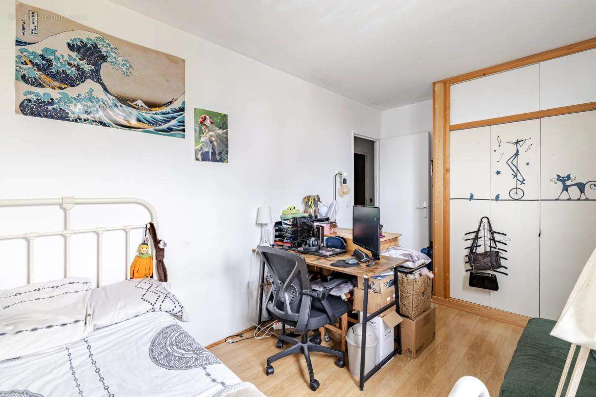 Appartement à GENNEVILLIERS