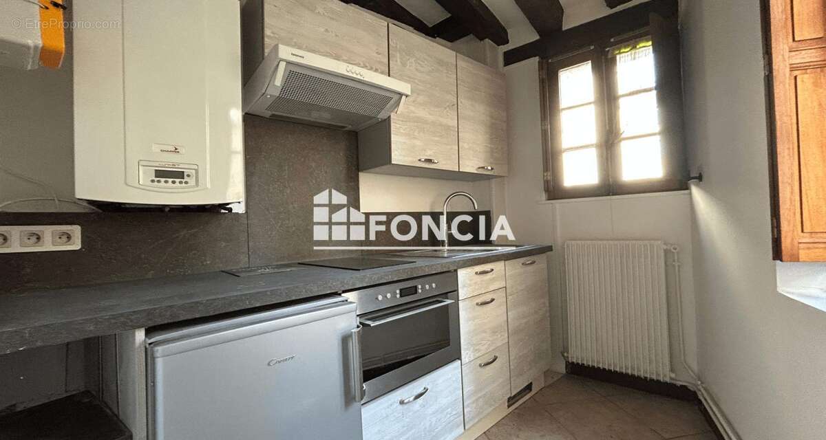 A Deux pas du Centre de CHARTRES Appartement de 1 Piéce - photo 4
