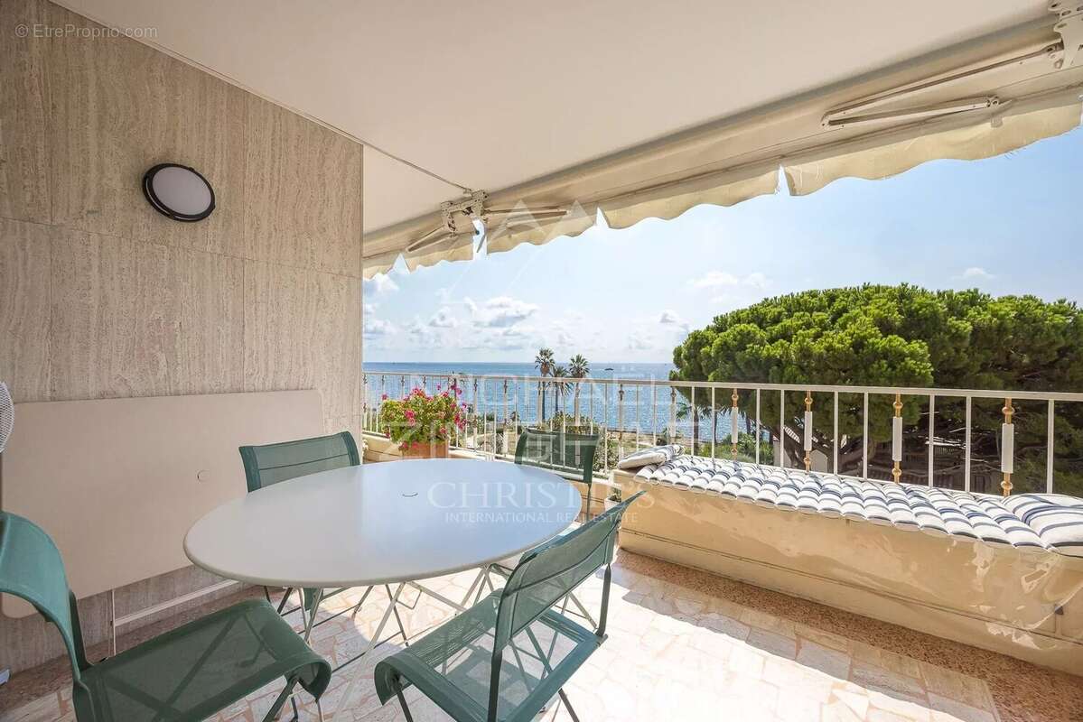 Appartement à CANNES