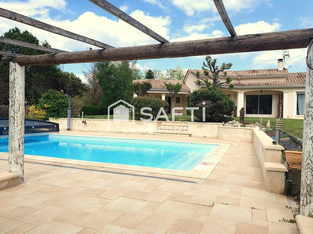 Photo 1 - Maison à LA FORCE