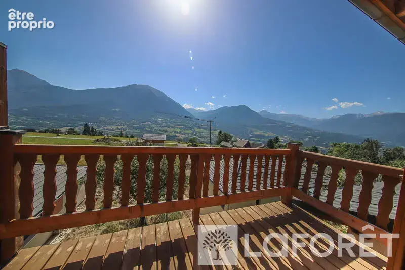 Maison à EMBRUN