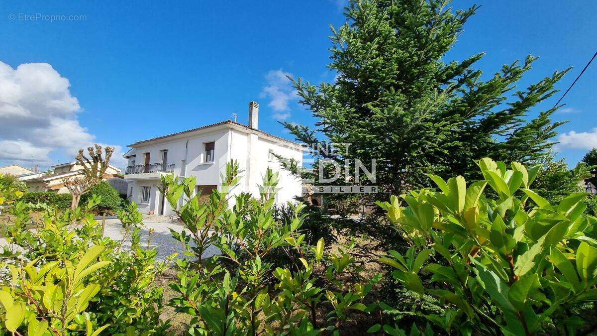 Appartement à PESSAC