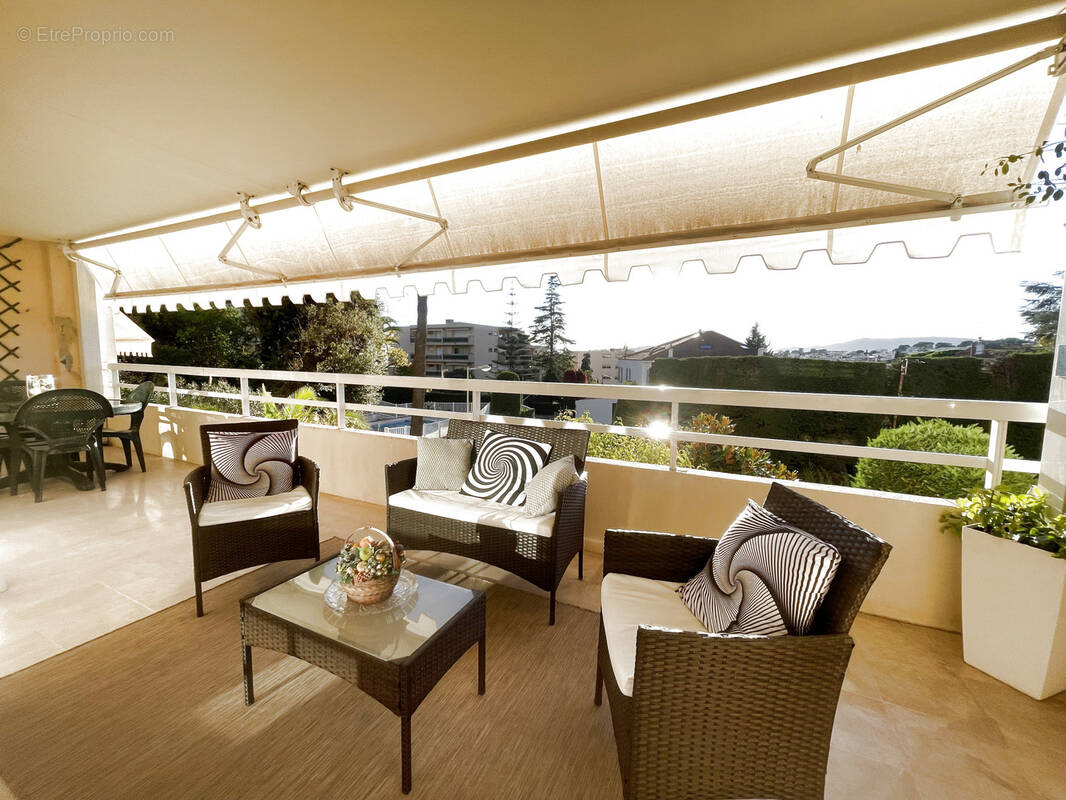 Appartement à LE CANNET