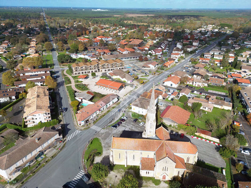 Appartement à LE BARP