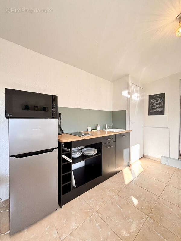 Proche commerces & plage - maison de deux pièces - photo 3