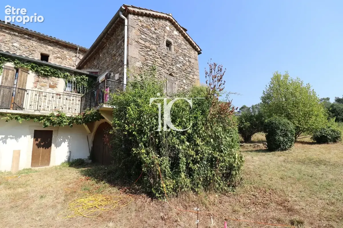 Bel envirronnement pour ce mas 2 appartements 4248 m² de terrain avec accès rivière - photo 17