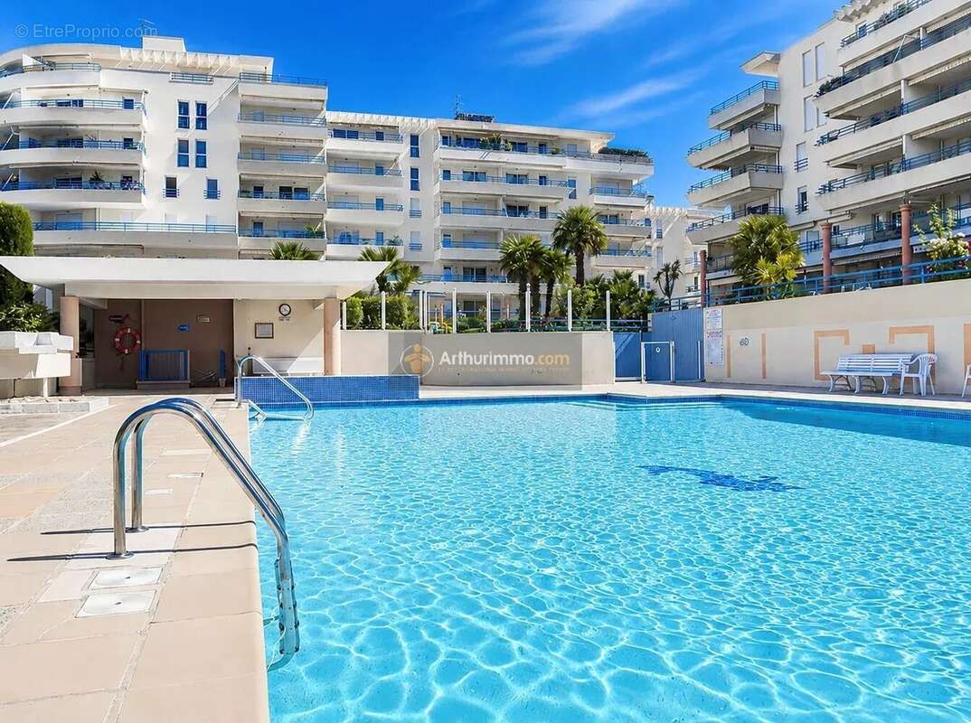 Appartement à FREJUS