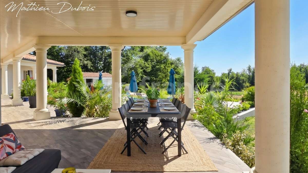 Villa d'architecte avec maison d'amis, piscine et 1,2 hectare au cœur du Périgord Vert - photo 4