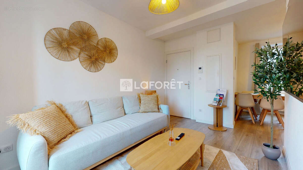 Immeuble Selestat 10 pièces 213.6 m2 - photo 7
