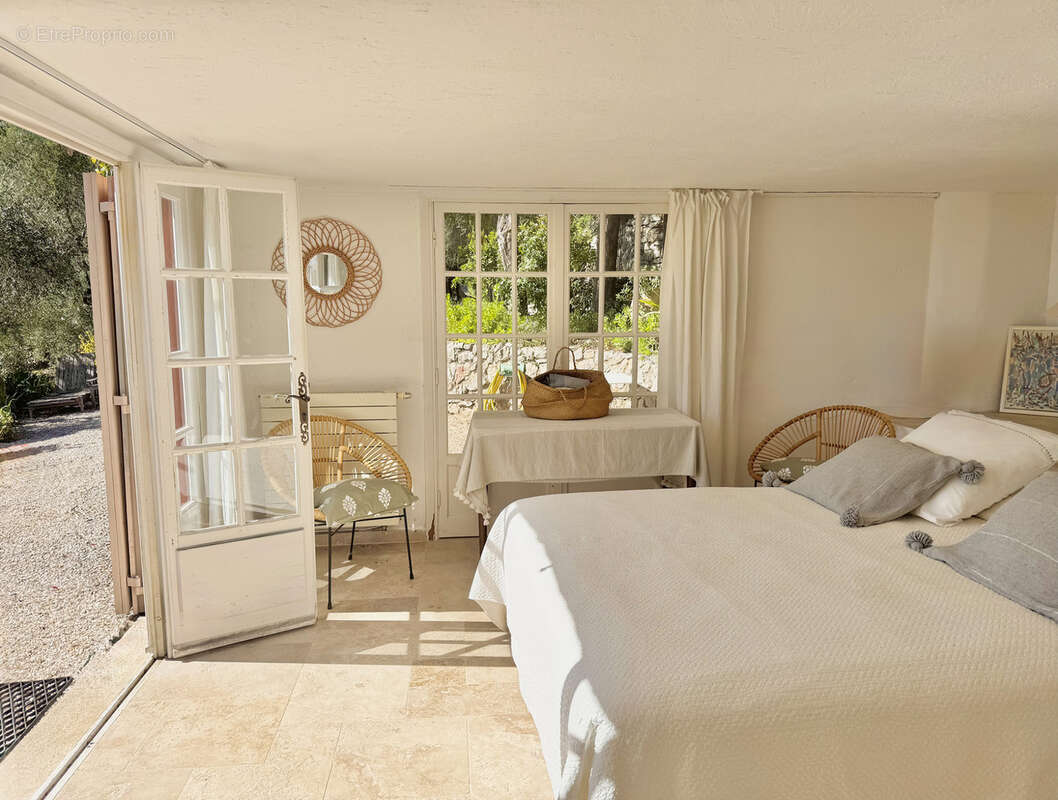 Maison à SPERACEDES