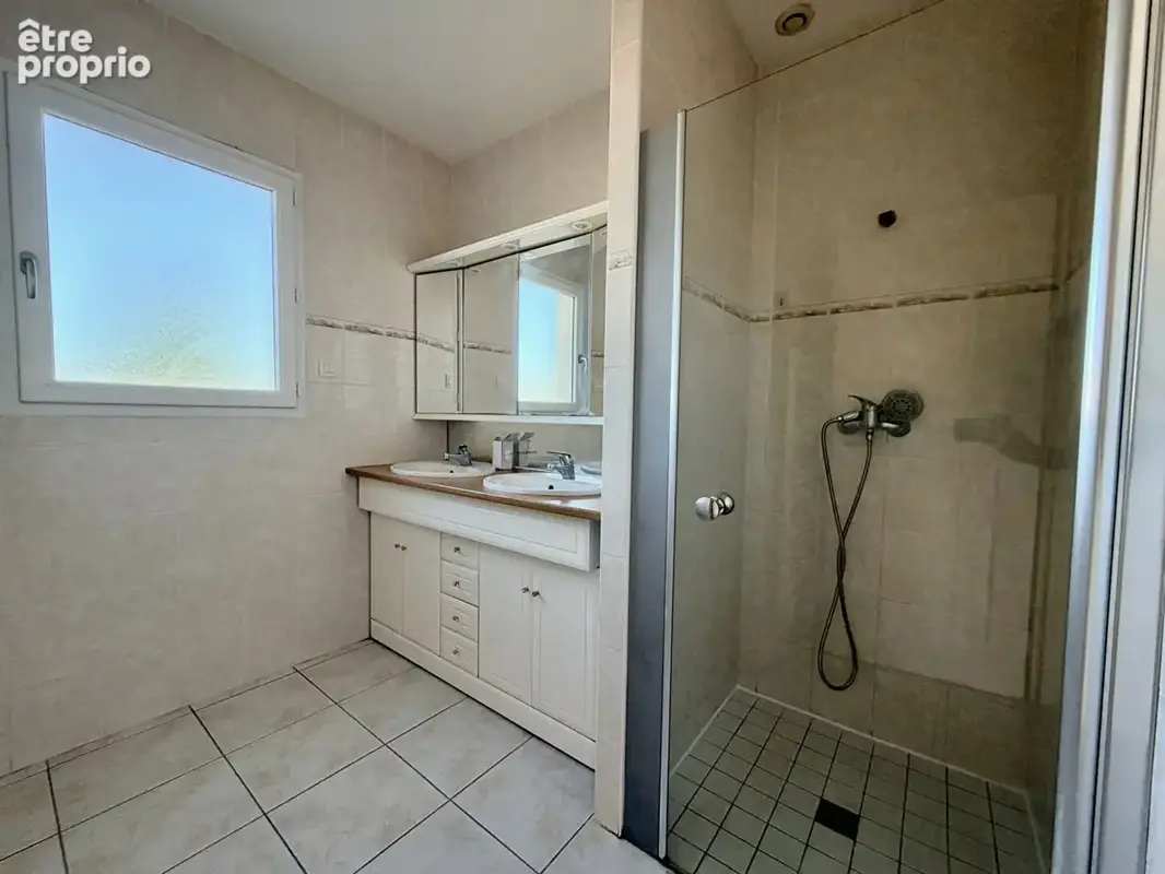 Maison Magnac-sur-Touvre 5 pièce(s) 95 m2 - photo 10