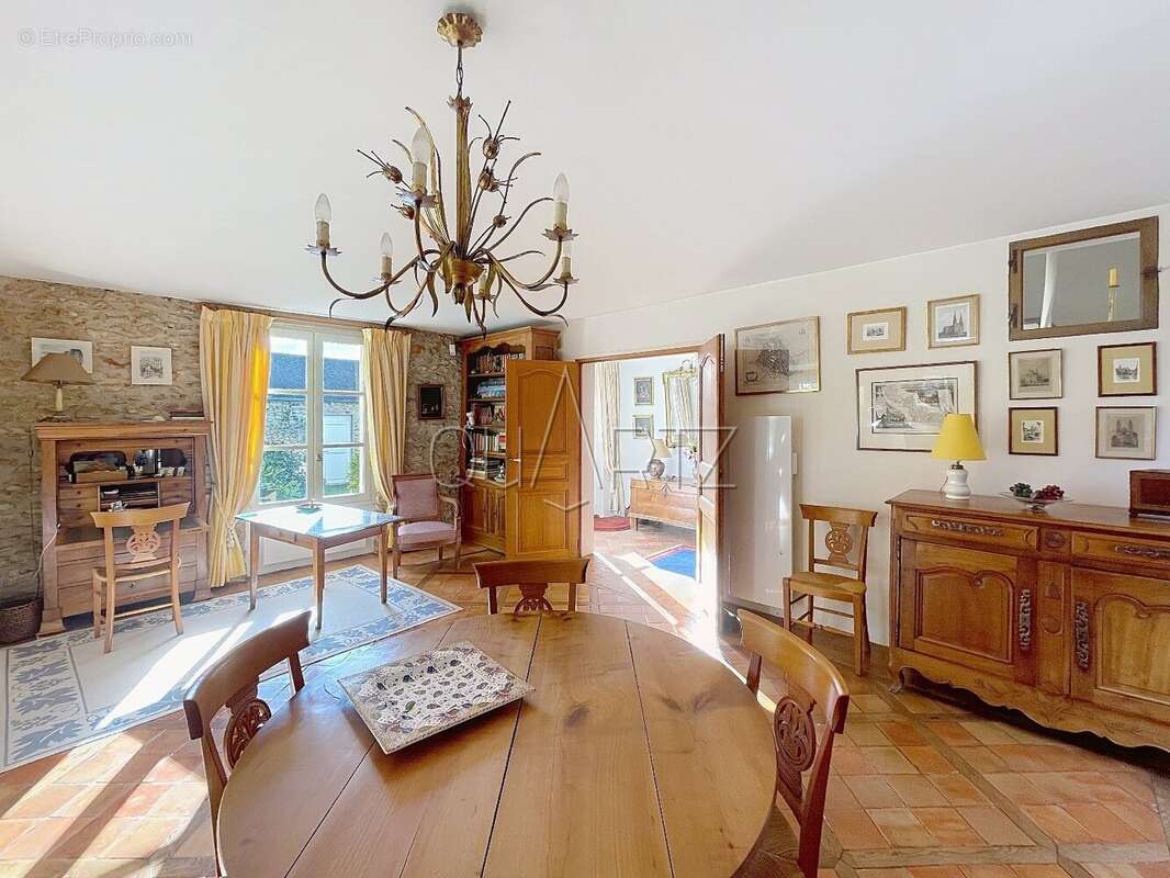 Maison à COURDIMANCHE